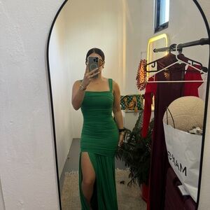 Elegant Emerald Ruched Maxi Dress with High Slit
